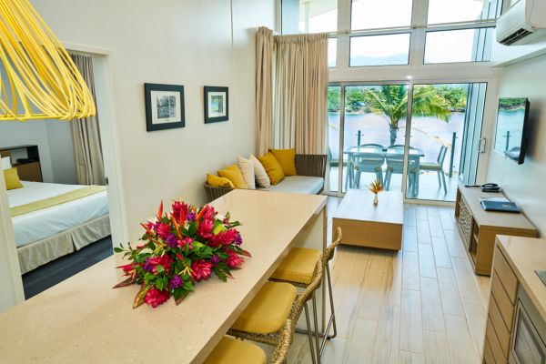 Hotel in Samoa | 3 Bedroom Waterfront Villas | Taumeasina